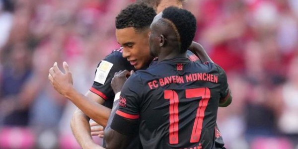 开云体育手机登录-【夏窗观察】早动手早收工！全新拜仁已展露竞争力