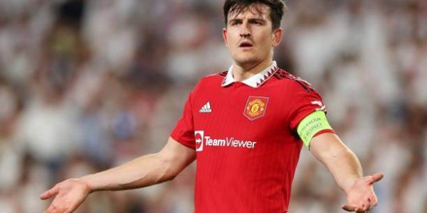 开云体育手机登录-林良锋：“宝莱坞”防线再次祸害曼联，滕哈赫醒醒吧！